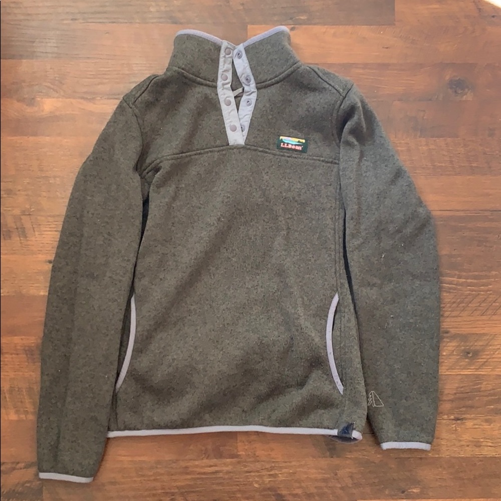 L. L. Bean Sweatshirt size SMALL